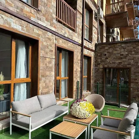 Crown * بانسكو