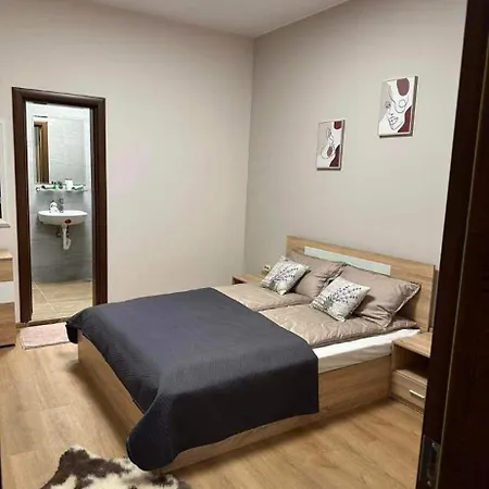 Crown Διαμέρισμα *